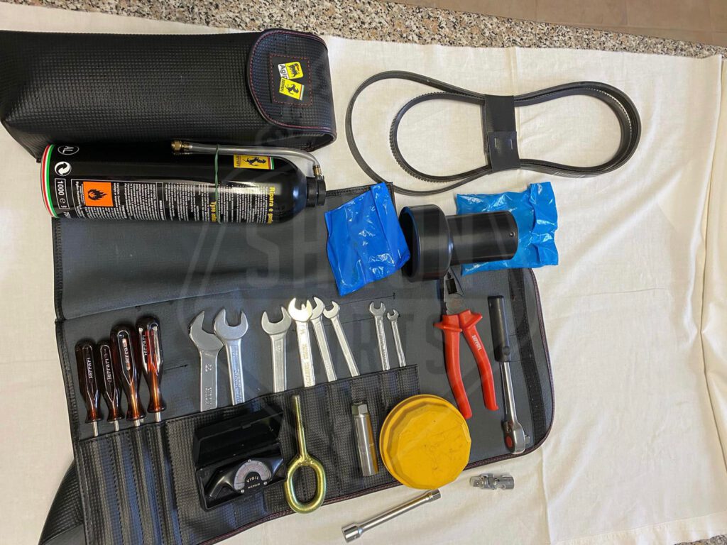 Ferrari F40 tool kit