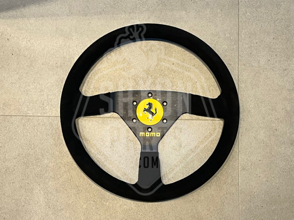 MOMO Ferrari F40 GTE steering wheel