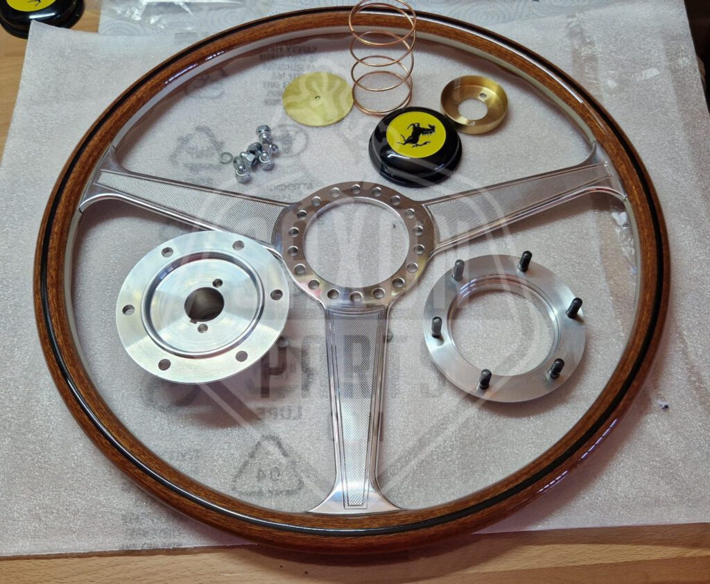 Ferrari 275 GTB/4 steering wheel 740100