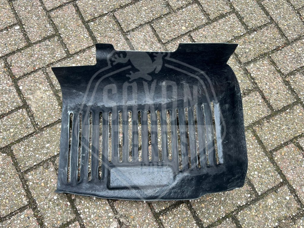 Ferrari 348 rear wheel arch panel set (front side)