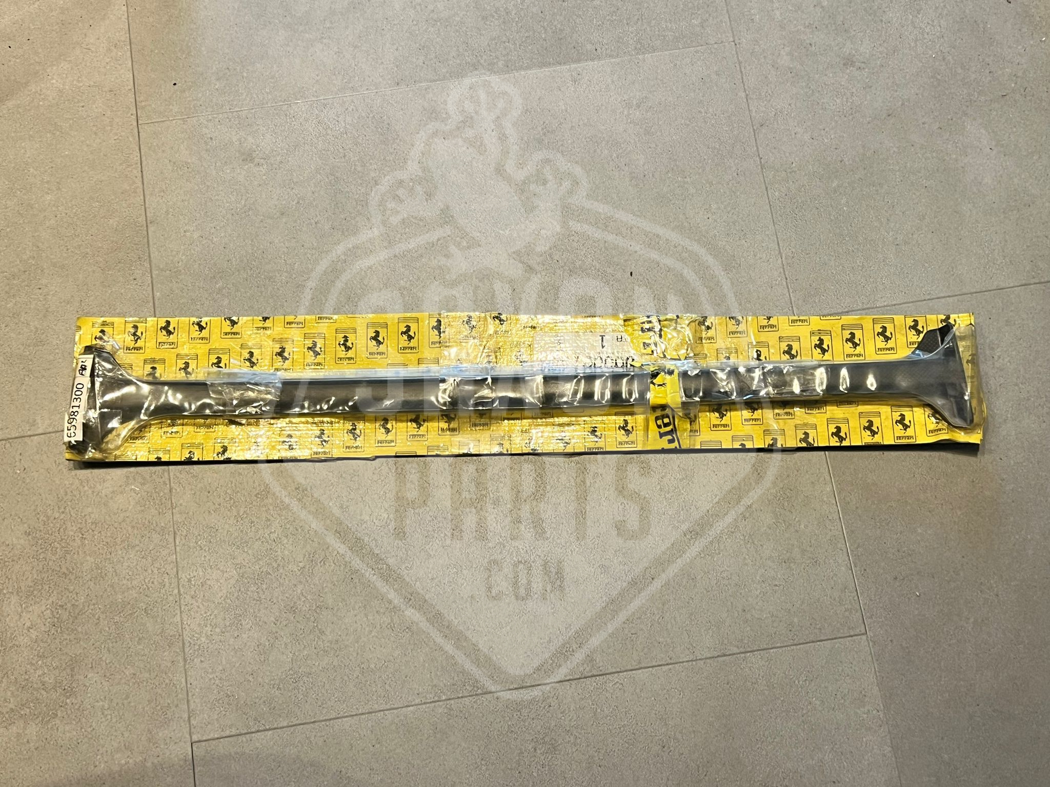 Ferrari 360 engine bonnet rear frame carbon 65981300